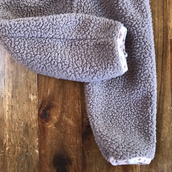 Cutest bear suit! - Picture 3 of 5